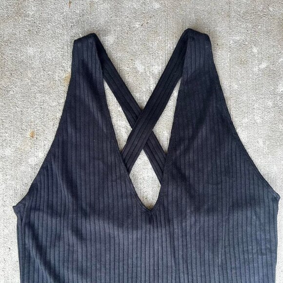 Black AEMI + Co ribbed tank top - Picture 2 of 7
